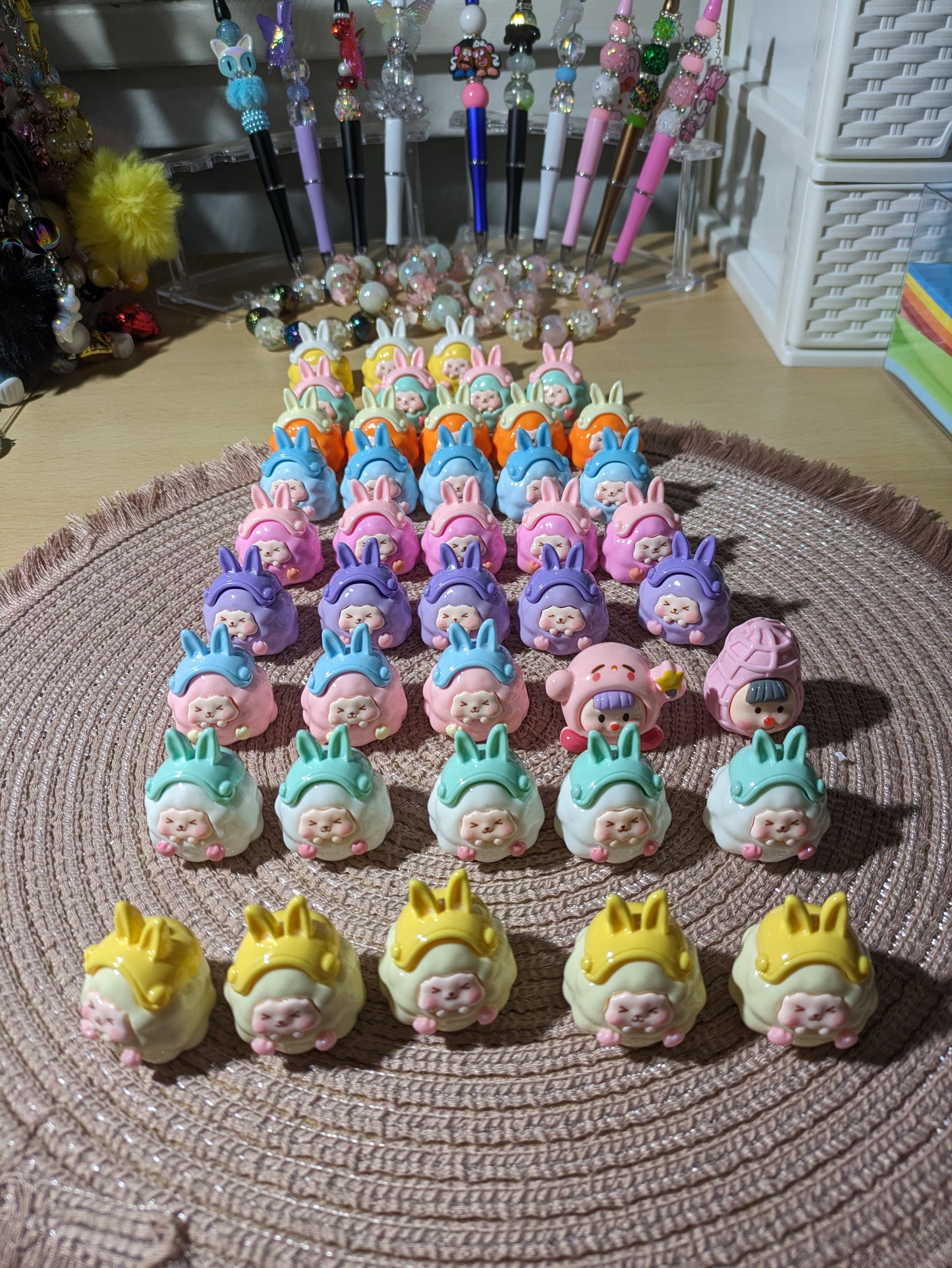 Hasen Sammelfigur oder Anhänger in diversen Farben