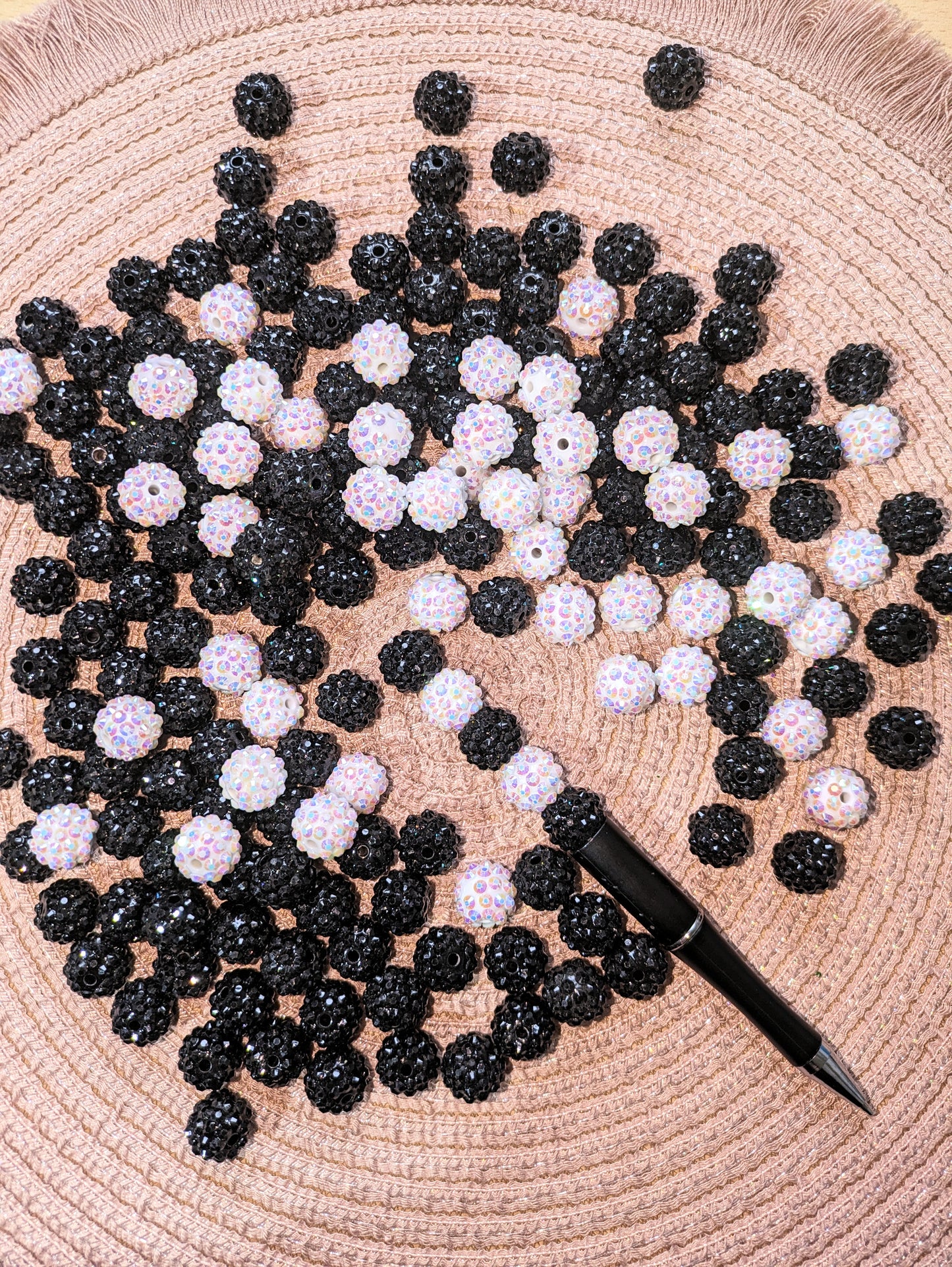 Strassperlen schwarz / weiß 14mm