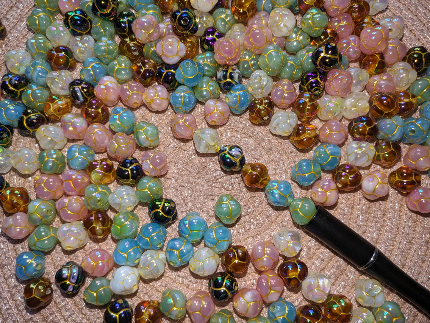 Wolken Perlen 14mm mit goldstreifen