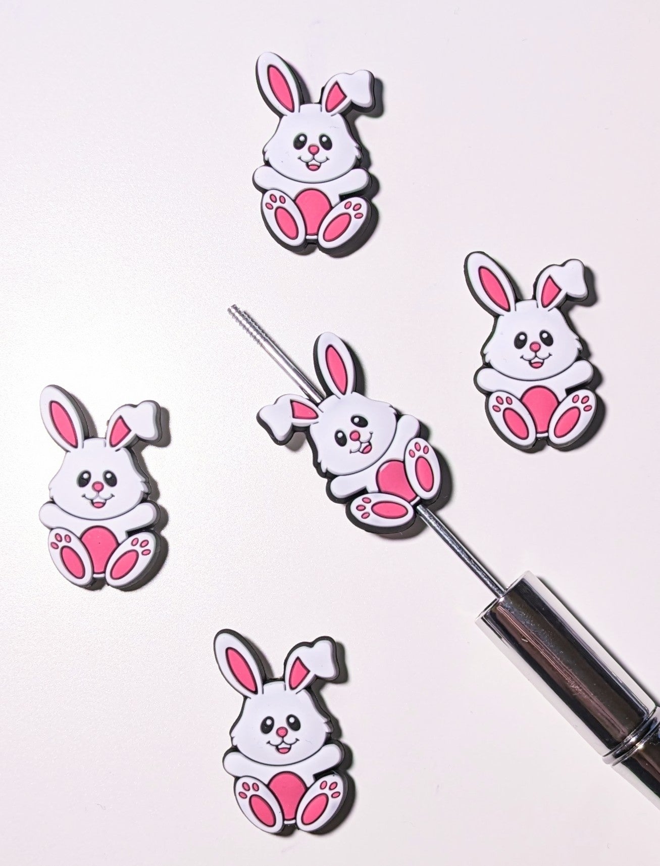 Focal Silikonperle Hase Häschen weiß pink