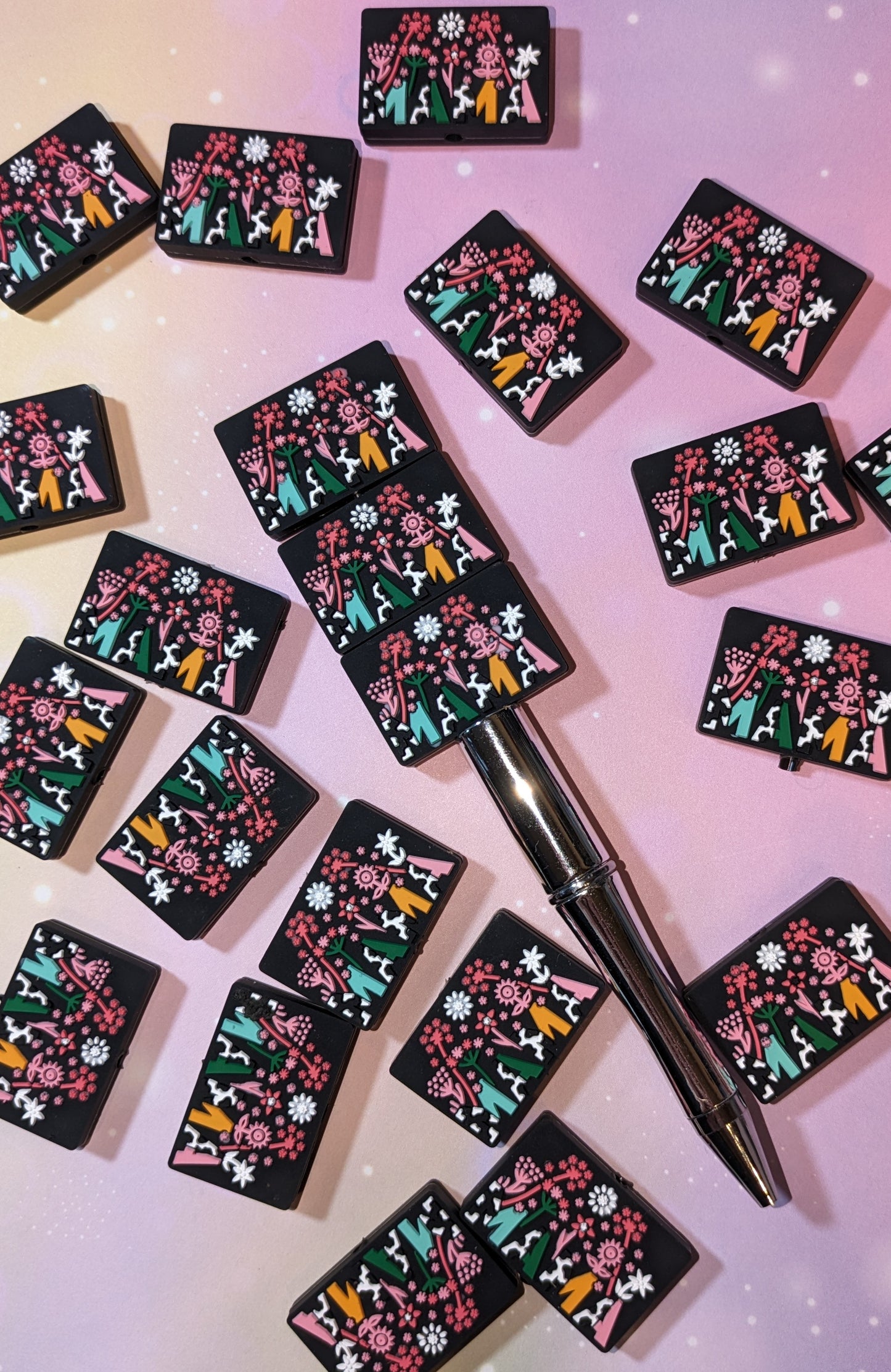 S51 Silikonperle / Focal Mama mit Blumen