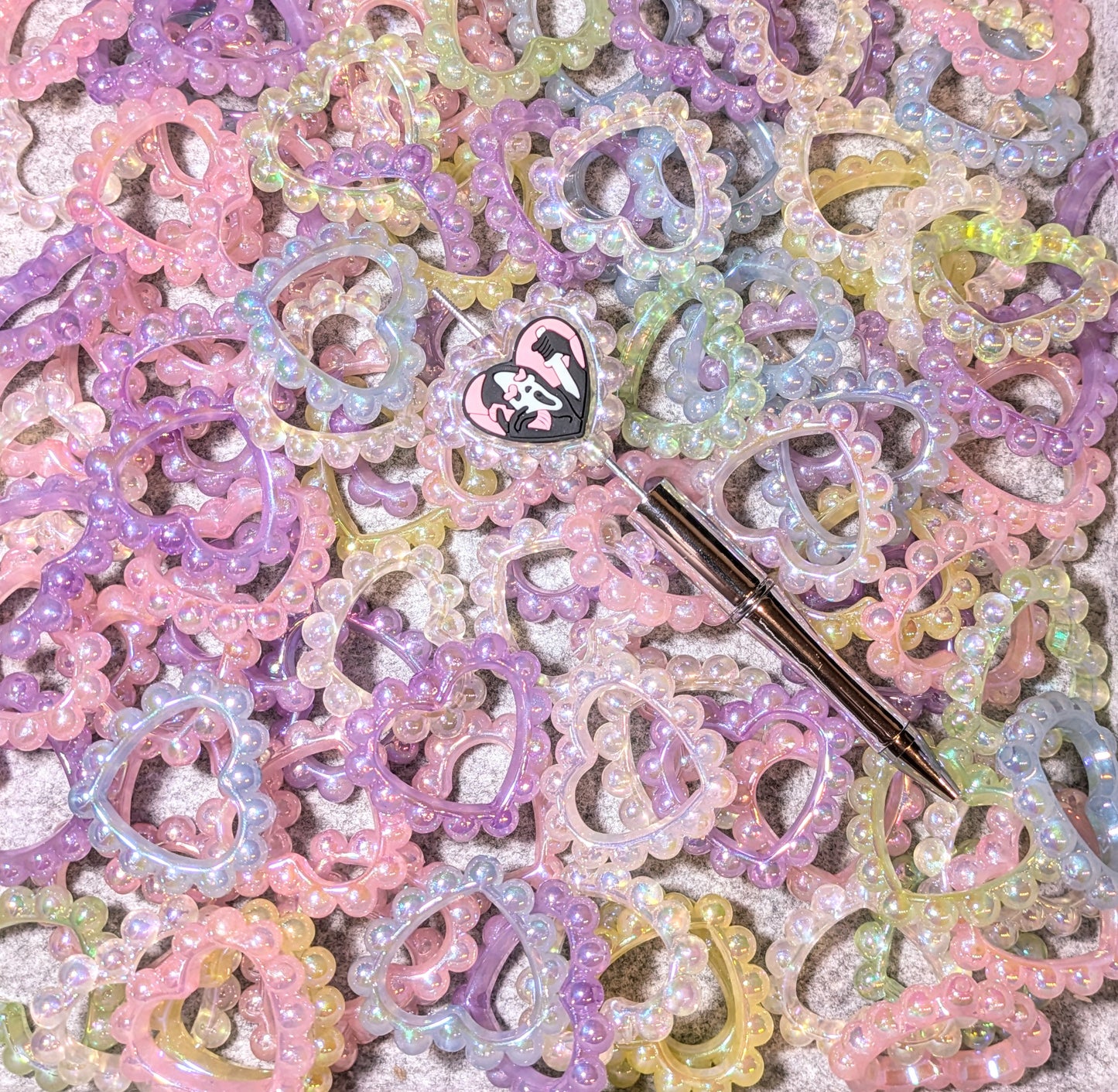 Herzrahmen in verschiedenen Farben Glow in the Dark Nachtleuchtend