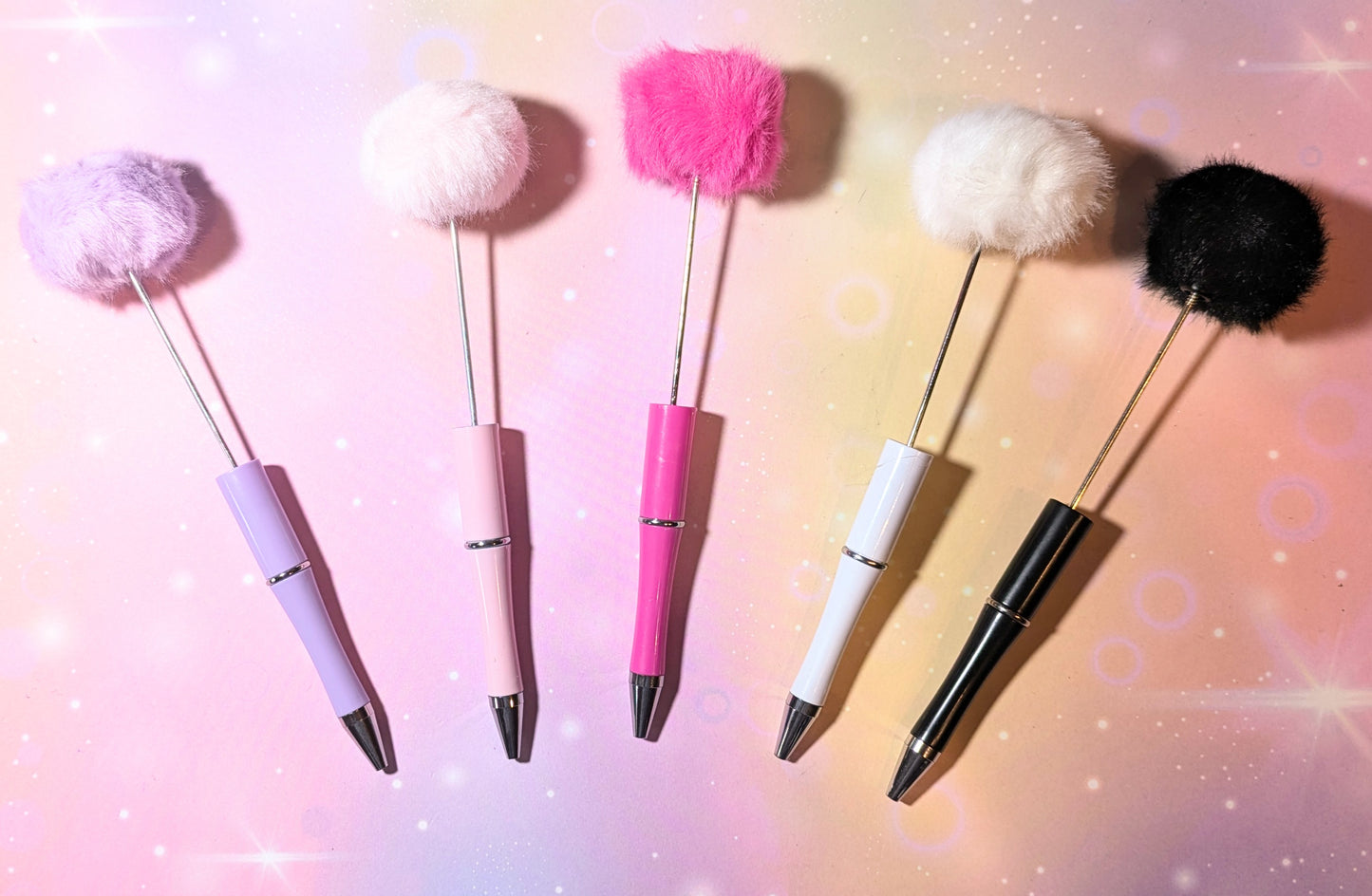 Kugelschreiber mit Pompom in verschiedenen Farben