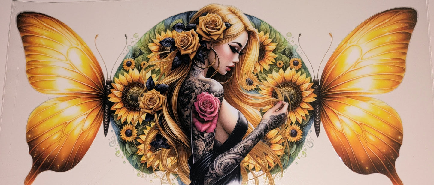 16 Oz Tattoogirl gelb mit Schmetterlingen CS000083