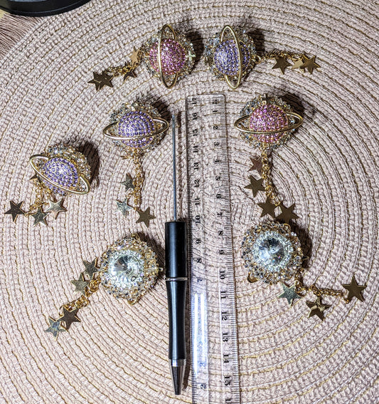 Zuckerperle gold silber Strass Planet mit Kette und Sternen