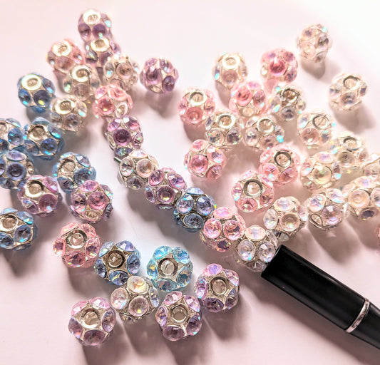 Funkelnde Metallperlen mit großen Strasssteinen 14 mm in verschiedenen Farben  (101)