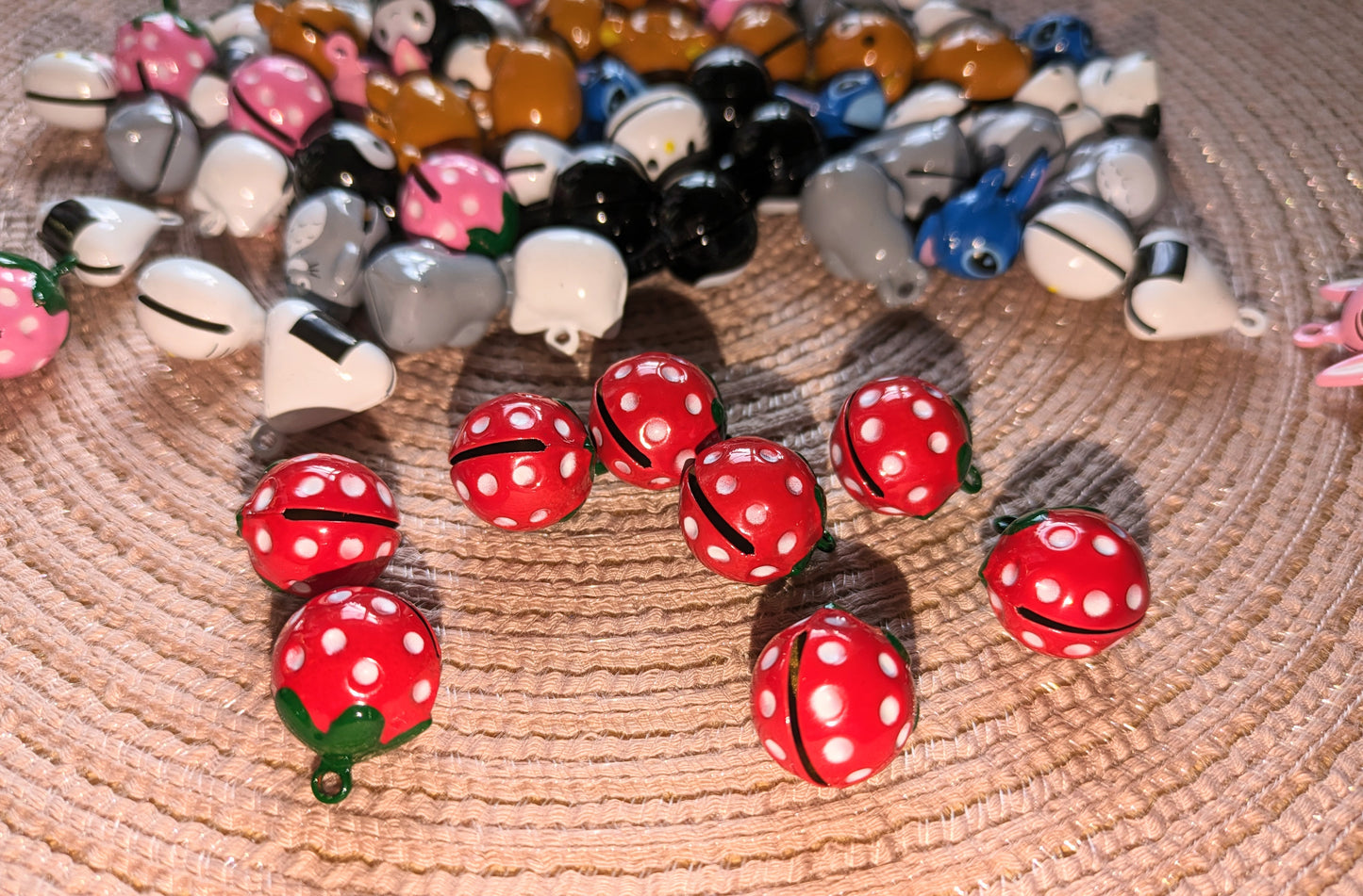 Kleine Glöckchen in verschiedenen Designs