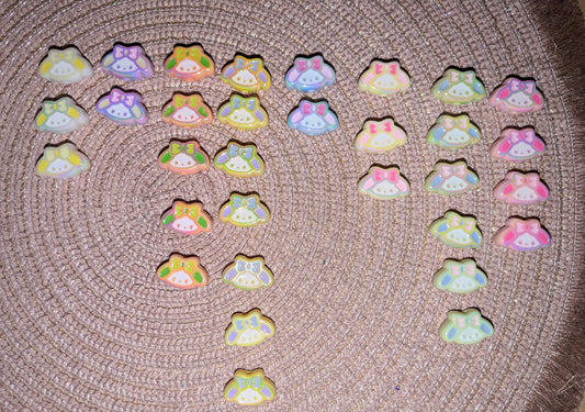 Hasenkopf mit Schleife Perle in diversen Farben (109)