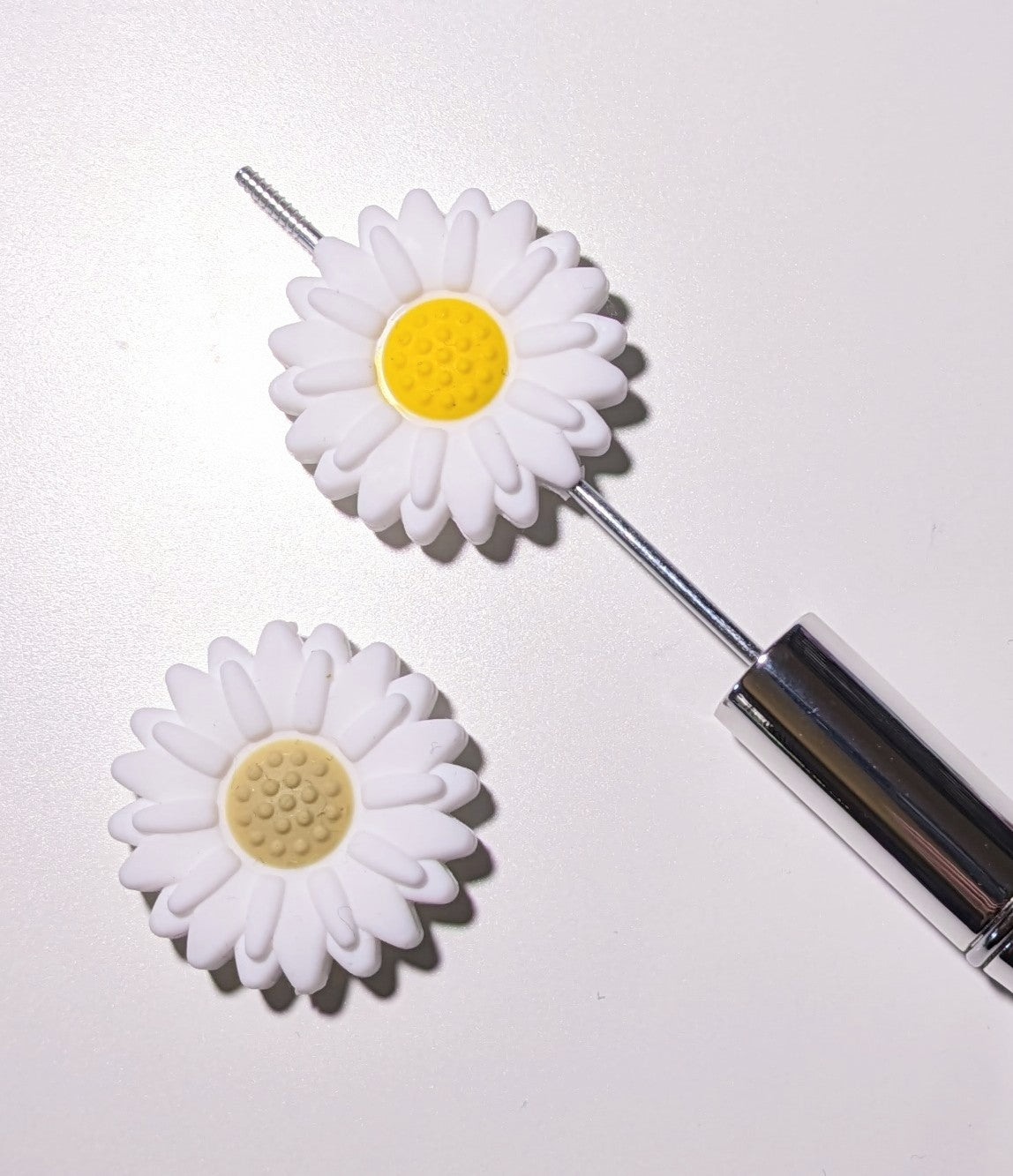 Focal Silikonperle Gänseblümchen (40)