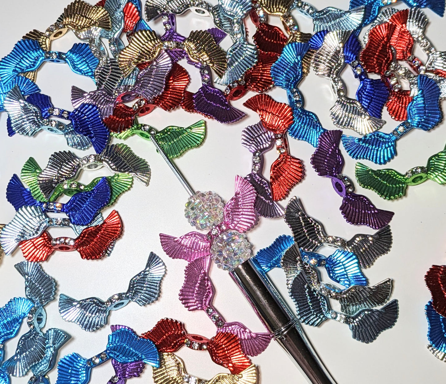 Engel Engelsflügel mit Strasssteinen metall in bverschiedenen Farben