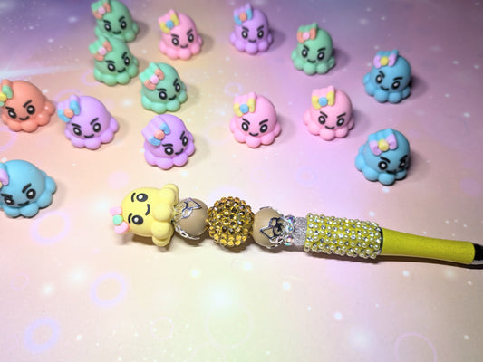 Pentopper / Stiftaufsatz Oktopus mit Schleife in verschiedenen Farben