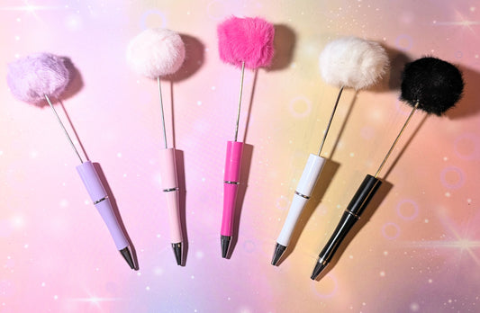 Kugelschreiber mit Pompom in verschiedenen Farben