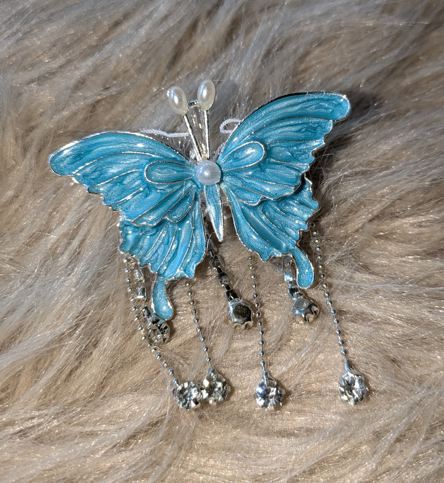 Atemberaubende große Schmetterlingsperle hellblau