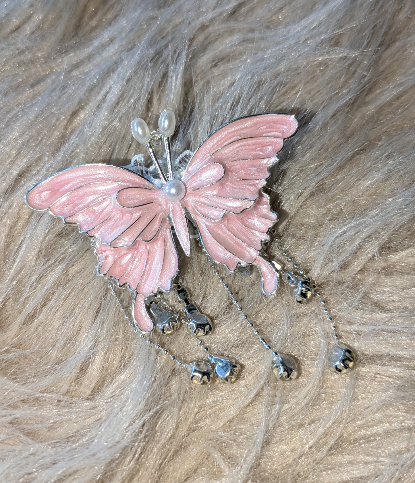 Atemberaubende große Schmetterlingsperle rosa