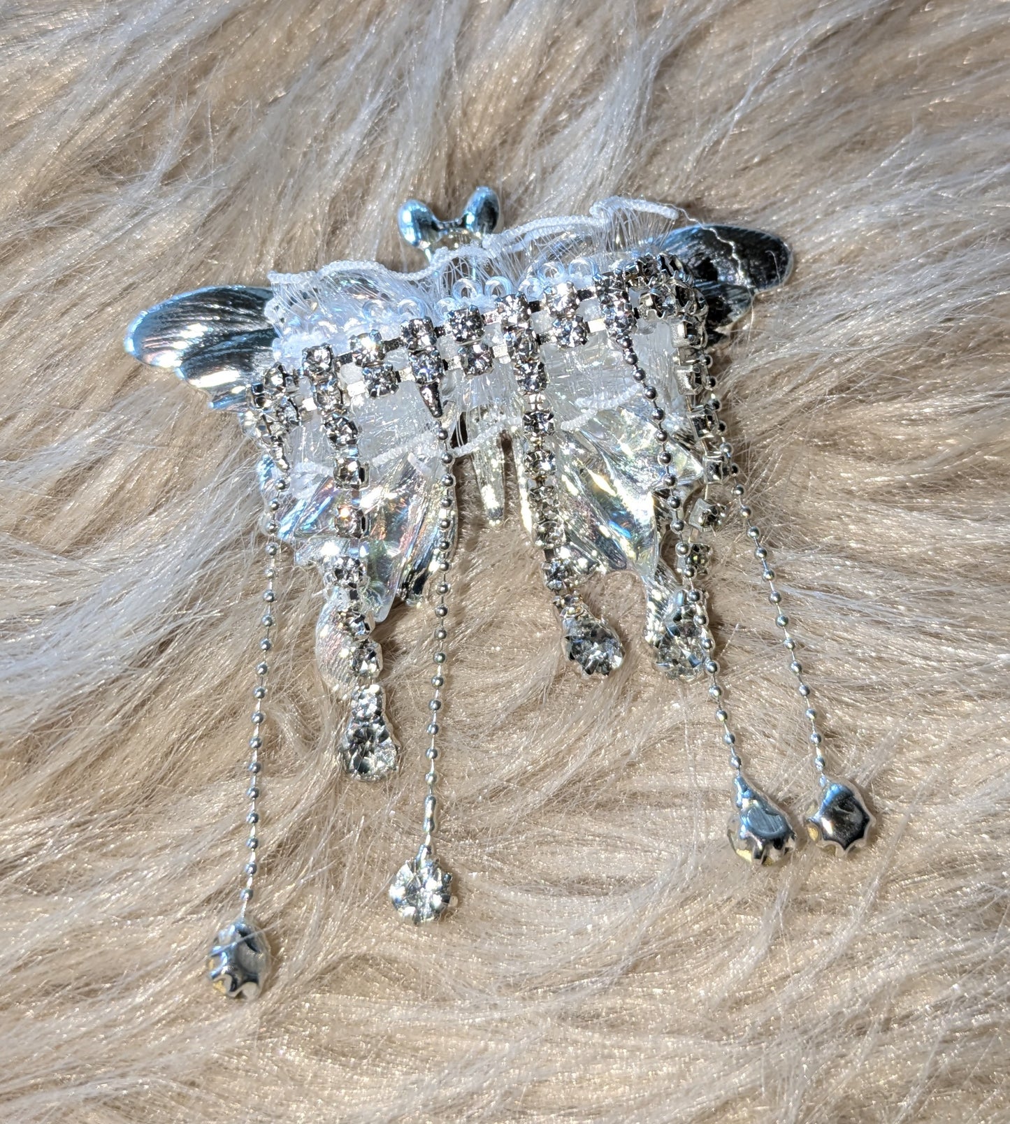 Atemberaubende große Schmetterlingsperle rosa