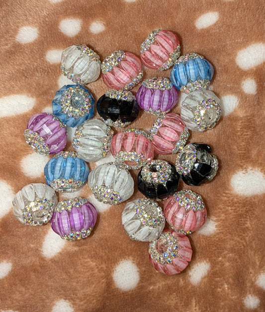 Zauberhafte Blüten Perlen in verschiedenen Farben