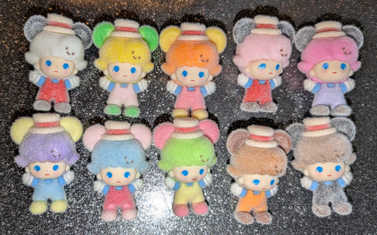 Samt Junge mit Zylinder und Mausohren Maus in verschiedenen Farben