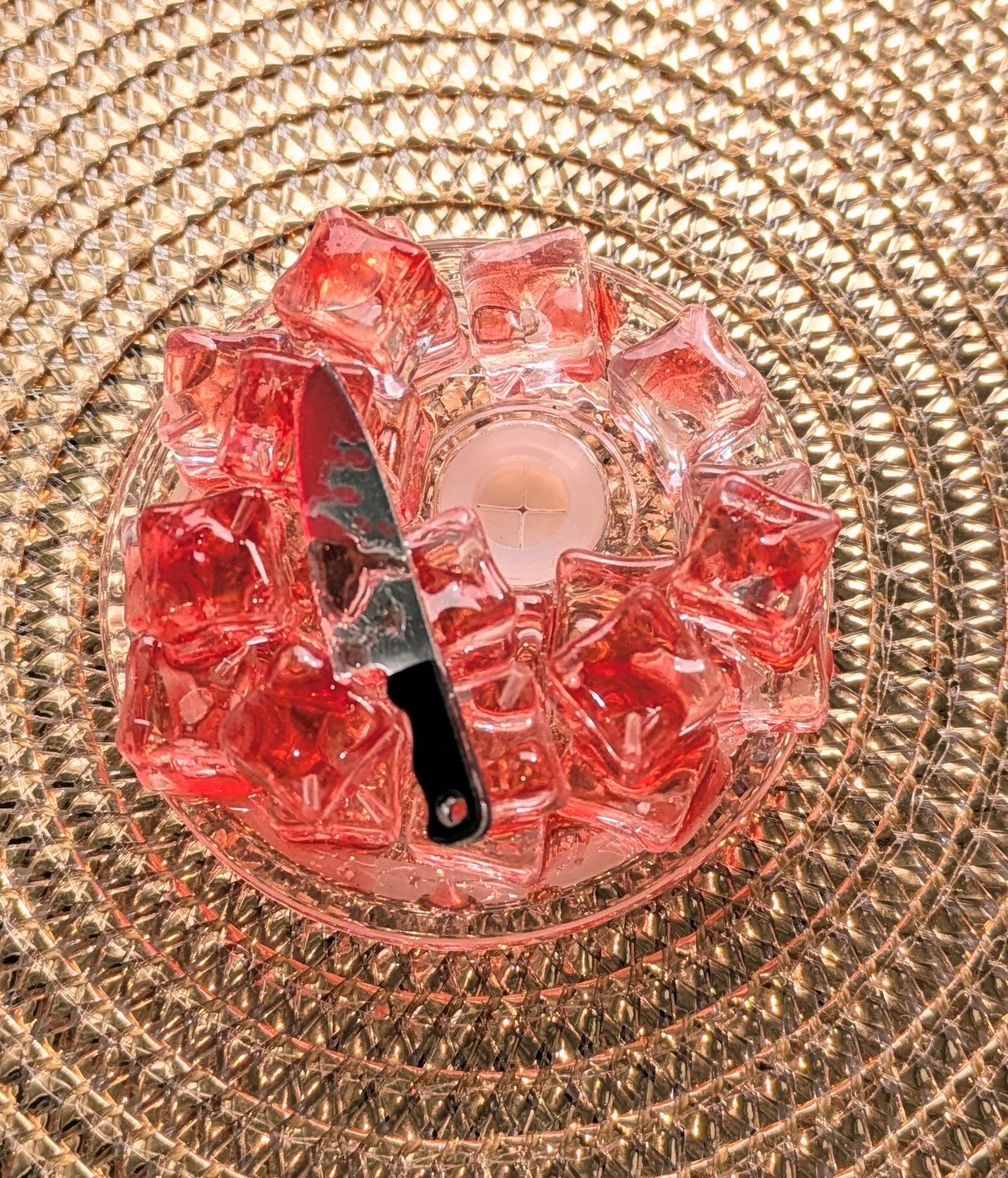 Fanart Scream Lavabecher mit Blutigem Messer auf Eiswürfel Deckel