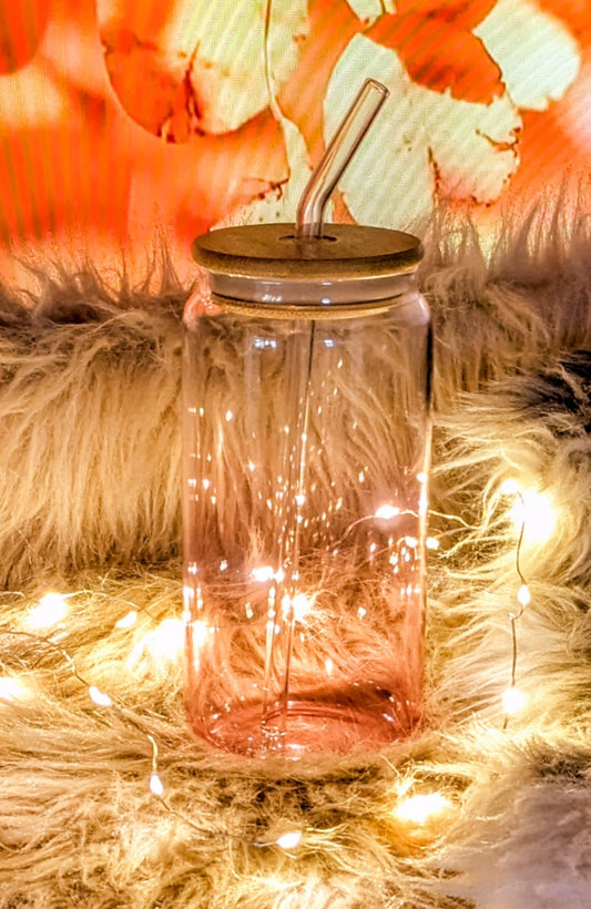 Glasbecher mit kräftigem rosa Farbverlauf mit Bambusdeckel und Trinkröhrchen +  Sticker nach Wahl
