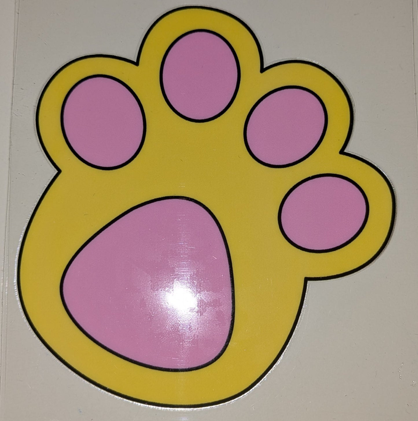 4 inch Sticker Pfote IS000063